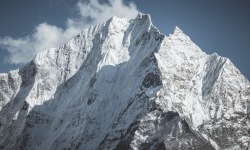 H-3x2-Nepal-Himalayas-Mt.-Thamserku