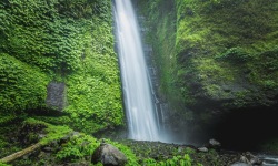 H-3x2-OE0031-Bali-Fiji-Waterfall