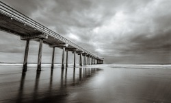 Copy-of-H-3x2-BW-The-Pier