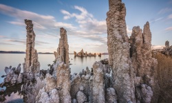 SQUARE - Mono-Lake-Alien-Planet-19.2