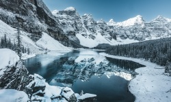 H-3x2-Moraine-Lake-Freezing-Reflections1