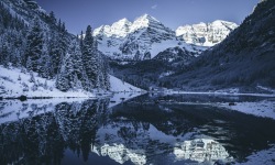 H-3X2-LE0025-Maroon-Bells-Winter-Reflections