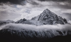 H-3x2-BW-Mount-Sneffels-in-Clouds