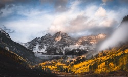 H-3x2-LE0078-Maroon-Bells-Golden-Mist