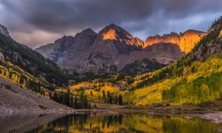 H-3x2-Maroon-Bells-Fire-Sunrise