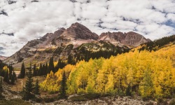 P-2.5-x-1-Maroon-Bells-Crater-Lake-