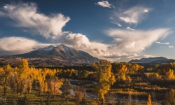 P-2x1-LE0104-Mt.-Sopris-Golden-Sunset