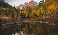 V-3x2-Maroon-Bells-Golden-Reflections1