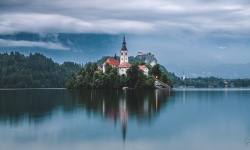 P-2x1-Slovenia-Lake-Bled