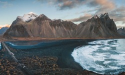 P-3x1-Vestrahorn-Blue-Sky