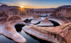 H-3X2-LE0006-Reflection-Canyon-Sunrise