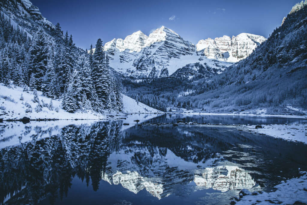 LE0025 - Maroon Bells Dressed in White