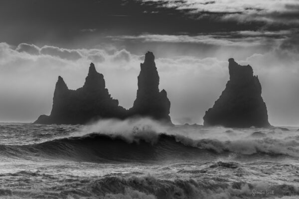 Reynisdrangar Waves