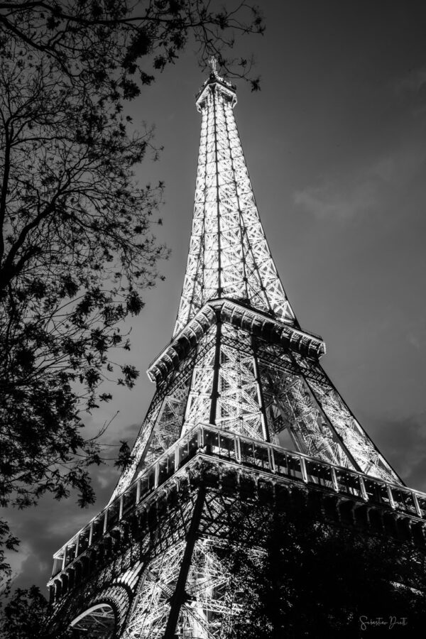 Paris La Tour Eiffel Blue Hour