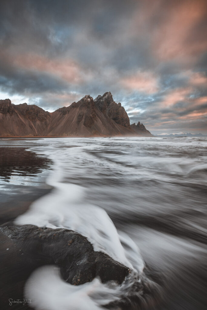 Vestrahorn Tide Shapes